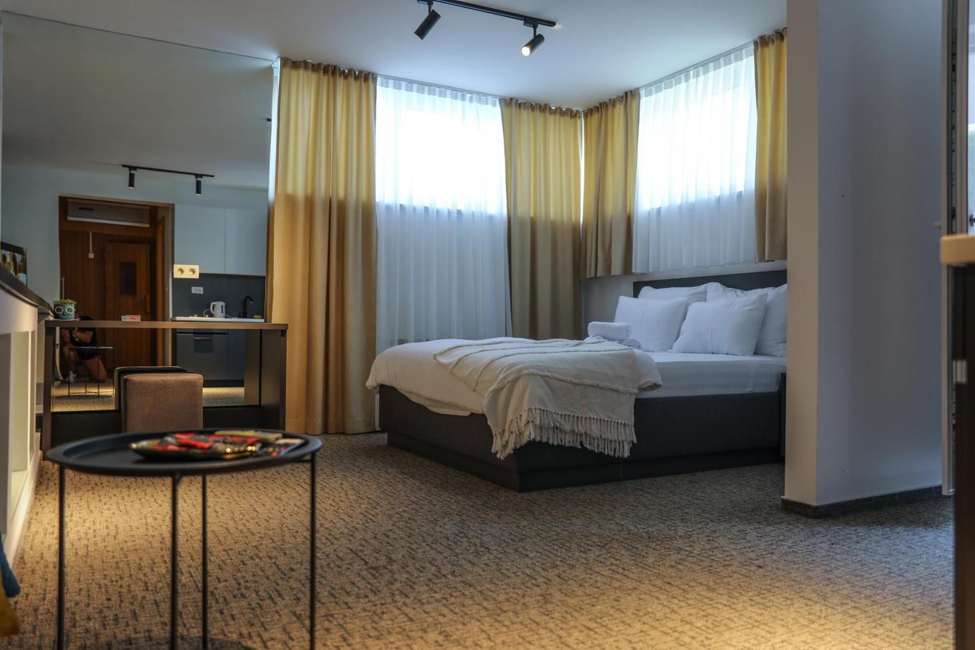 Studio Apartments Visit Point Сараево Экстерьер фото