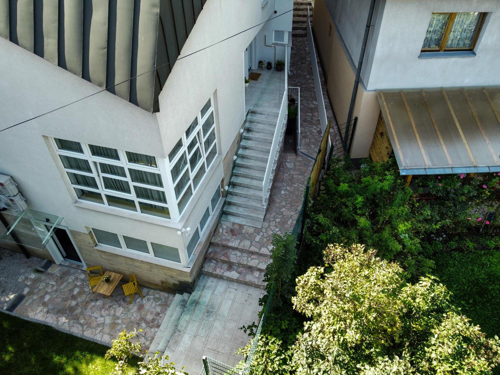 Studio Apartments Visit Point Сараево Экстерьер фото