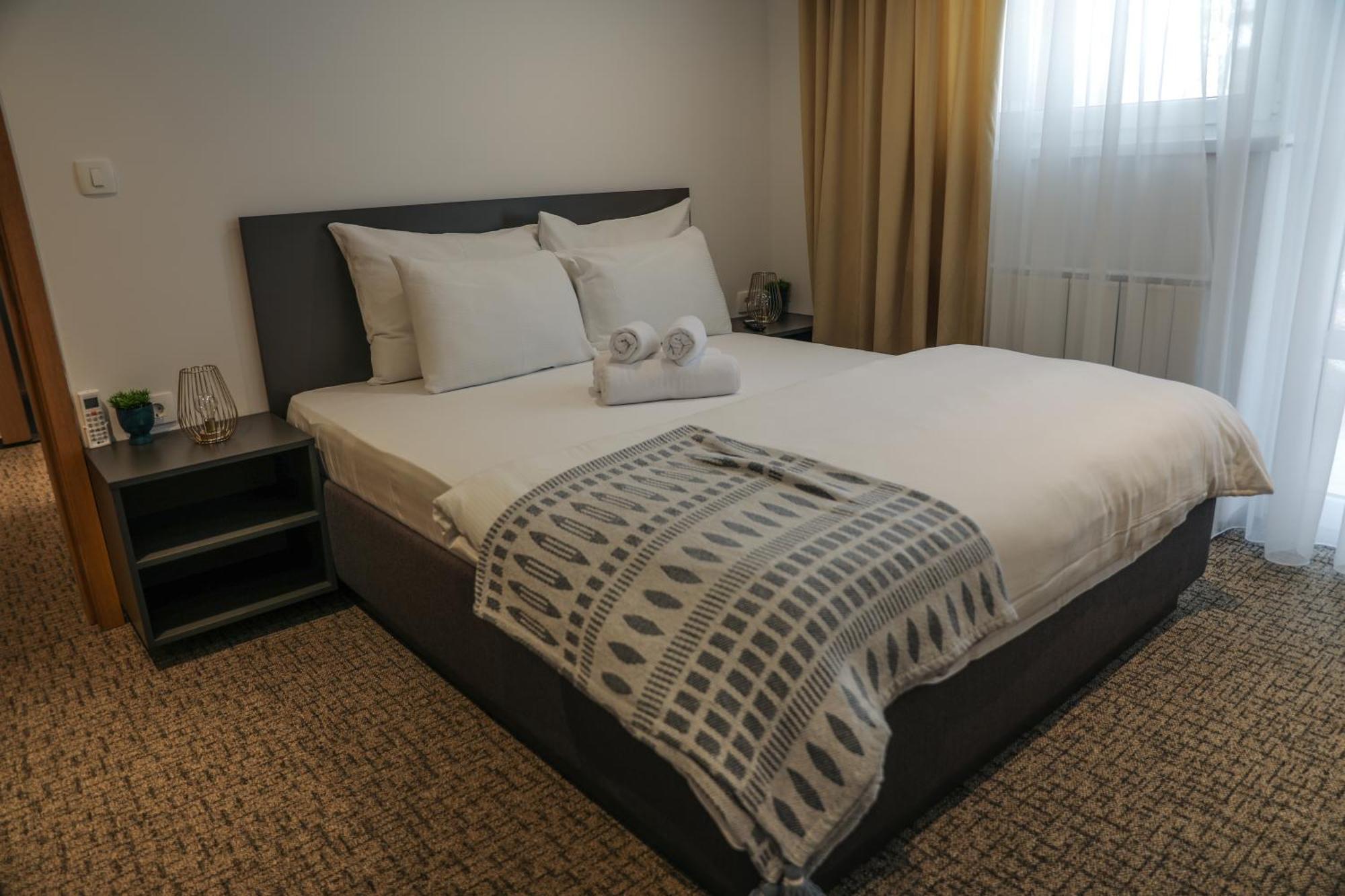 Studio Apartments Visit Point Сараево Экстерьер фото