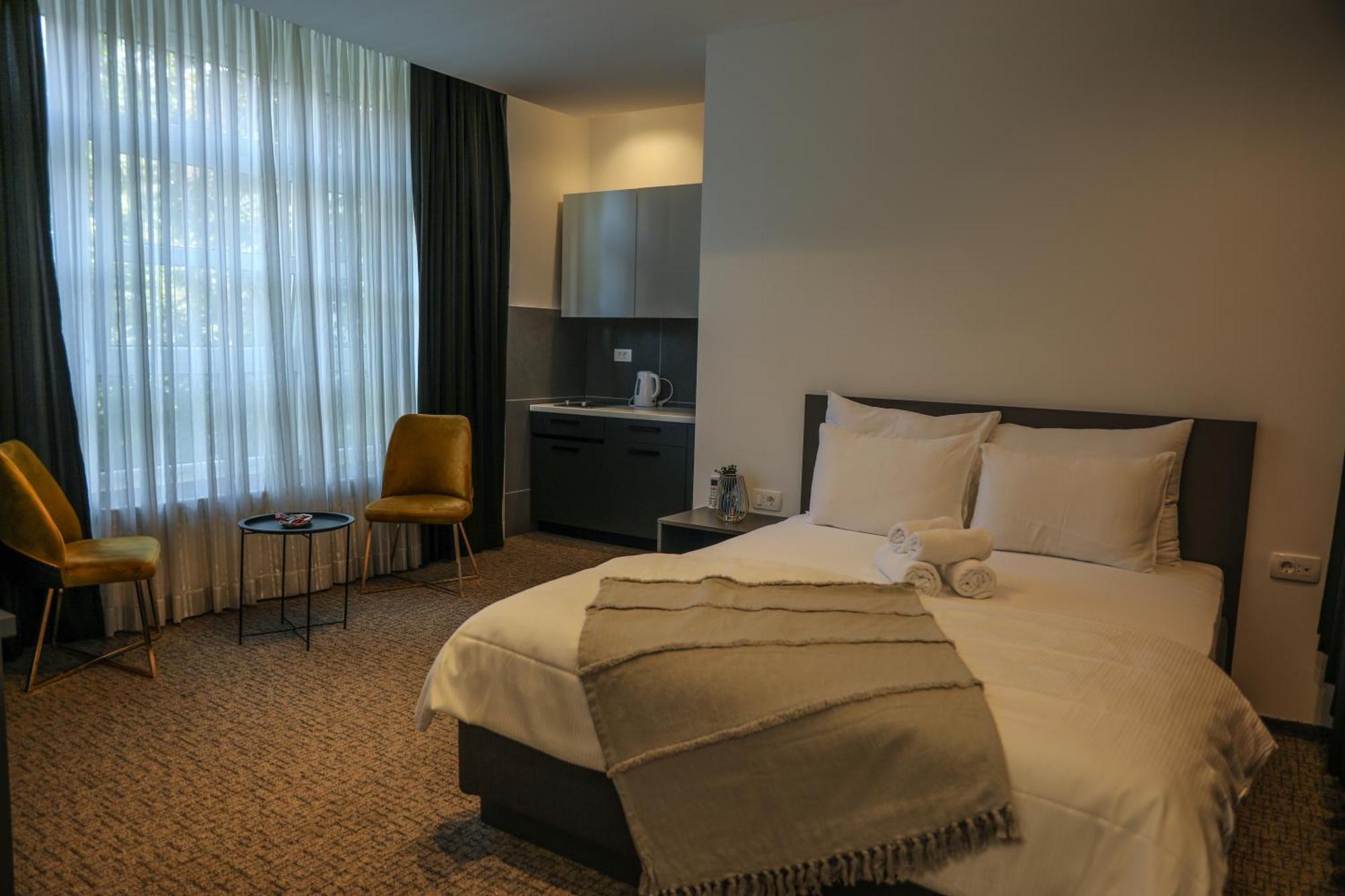Studio Apartments Visit Point Сараево Экстерьер фото
